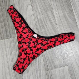 Victoria's Secret VERY SEXY Black Red Hearts Silky Smooth High Leg Thong Panty
